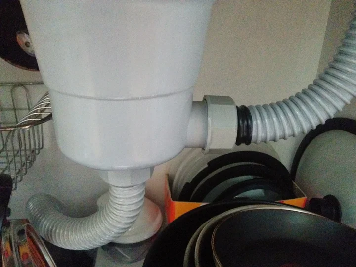 싱크대 배관 경화로 교체