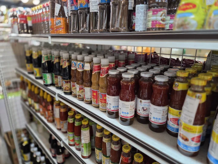 논산 화지시장 내 아시아큰마켓 소스류